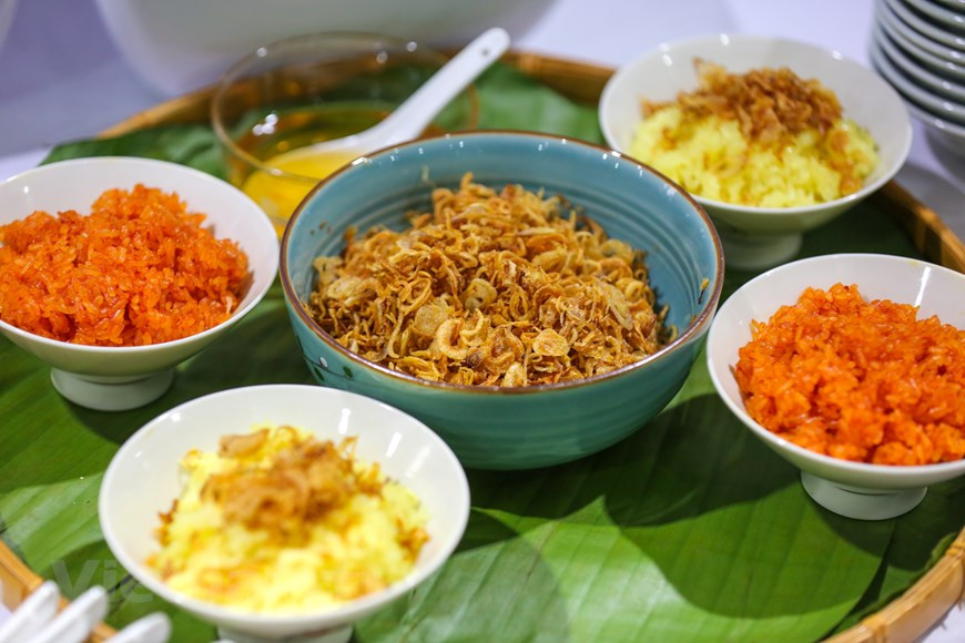 糯米饭是河内的美食。越通社记者 明山 摄