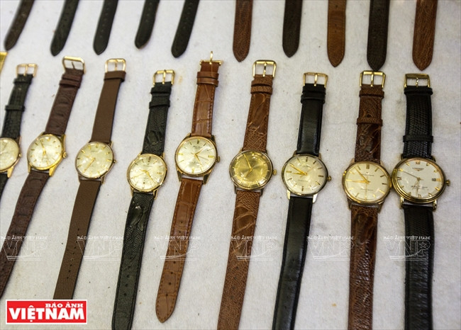 各种各样的手表。图自越通社