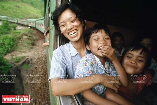 火车上的女人——陈氏蝶老师（1990年）。凯萨琳‧卡诺 摄