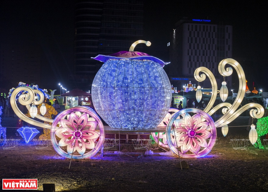 童话故事里的马车。图自越通社