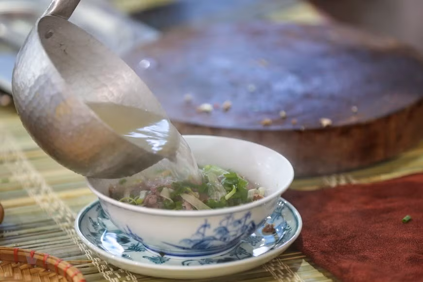 闻名世界的河内牛肉米粉。越通社记者 明山 摄