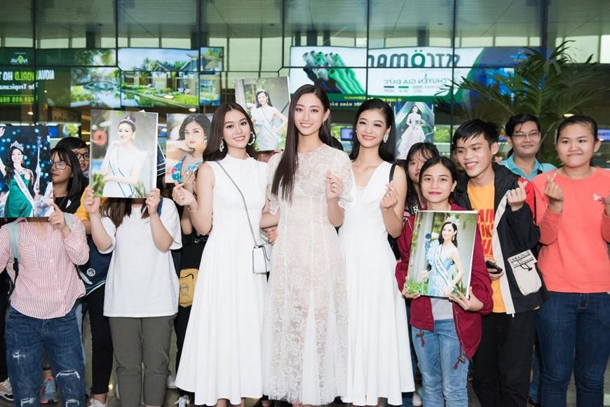 三位佳丽的出现引起了公众的广泛关注。图自2019年越南世界小姐组委会