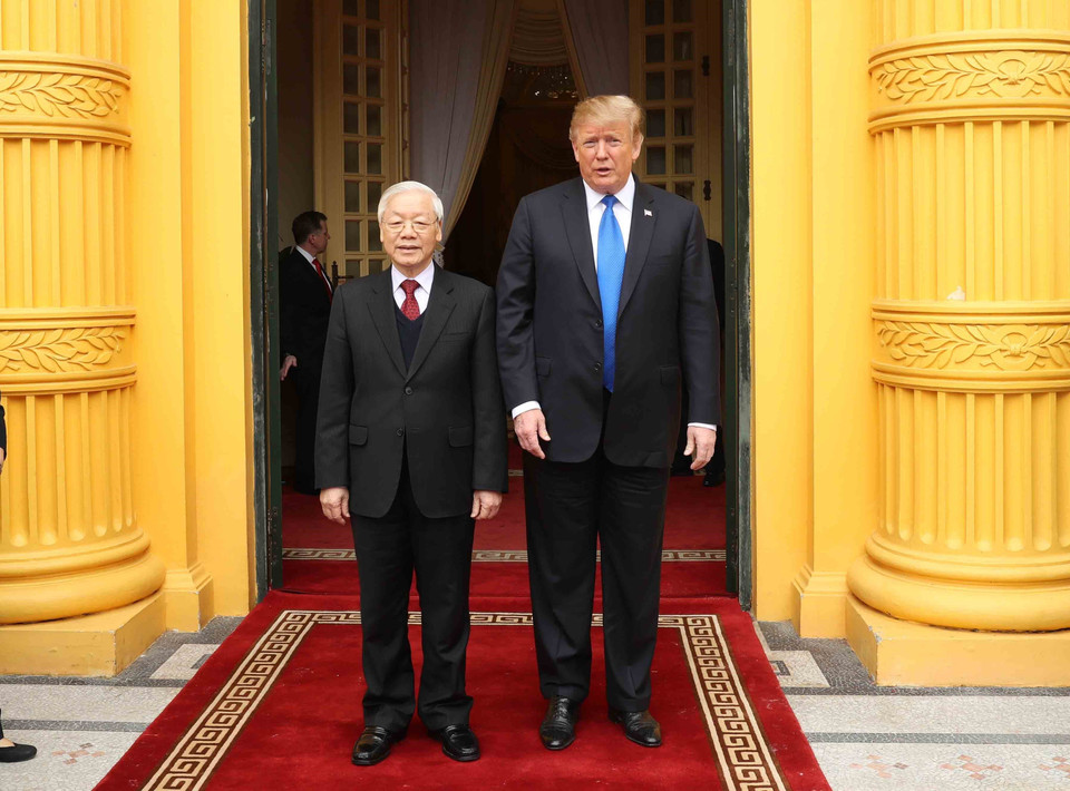 越共中央总书记、国家主席阮富仲会见美国总统唐纳德·特朗普。图自越通社
