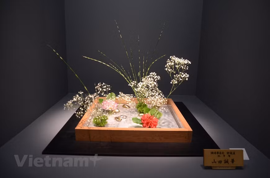 日本艺术家的作品。图自越通社