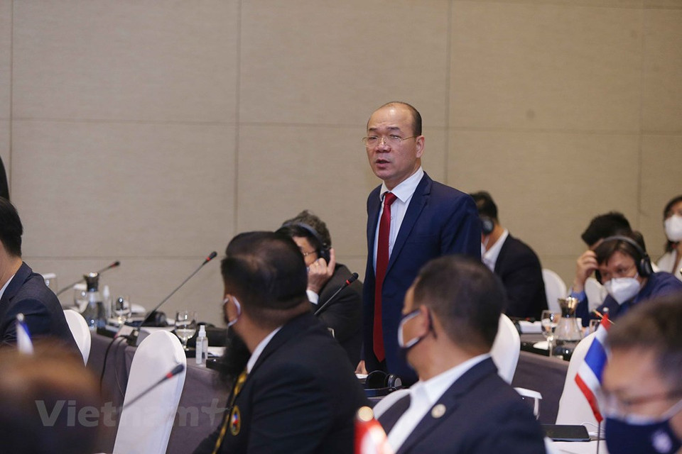 第第31届东南亚运动会组委会就东盟各国体育代表团提出的问题进行解答。凭借东南亚国家的团结精神，在越南政府和人民的努力下，到目前为止，越南疫情基本得到了管控，第31届东南亚运动会的筹备工作已经就绪，确保防疫安全且按进度完成。图自Vietnam+