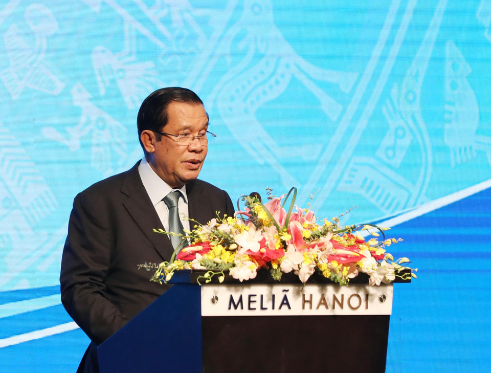 柬埔寨首相洪森在会议上发表讲话。越通社记者 统一 摄