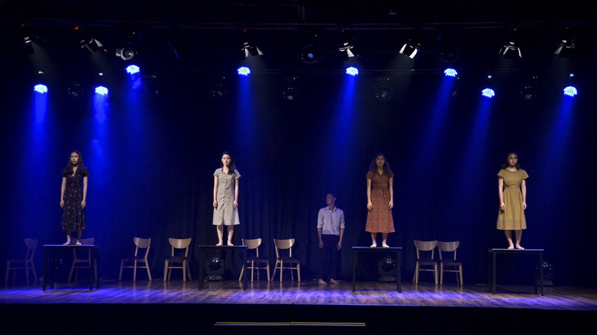 舞者魅力精彩呈现。图自vietnamplus