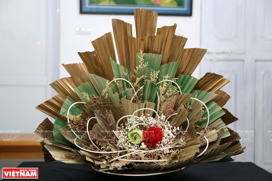 乔艺人的干花产品。越南画报记者 庆龙 摄