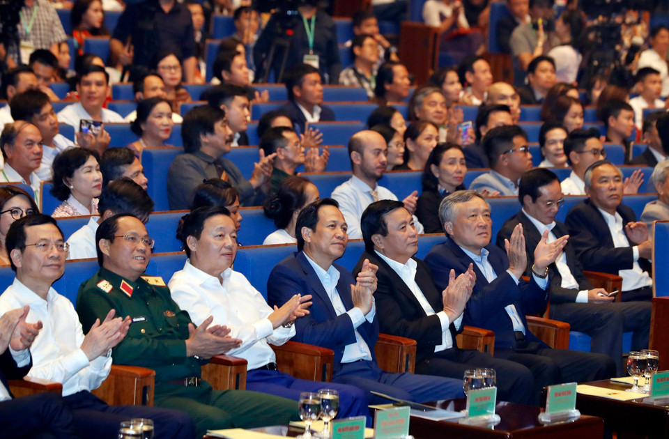 出席活动的与会代表。图自越通社