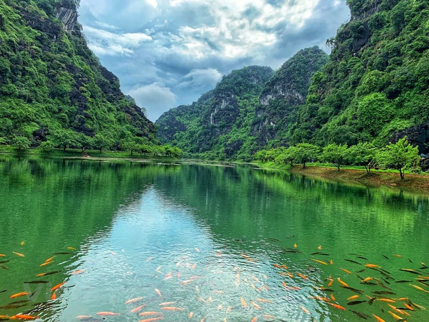 蓭仙洞美景。vietnamplus记者 春梅 摄