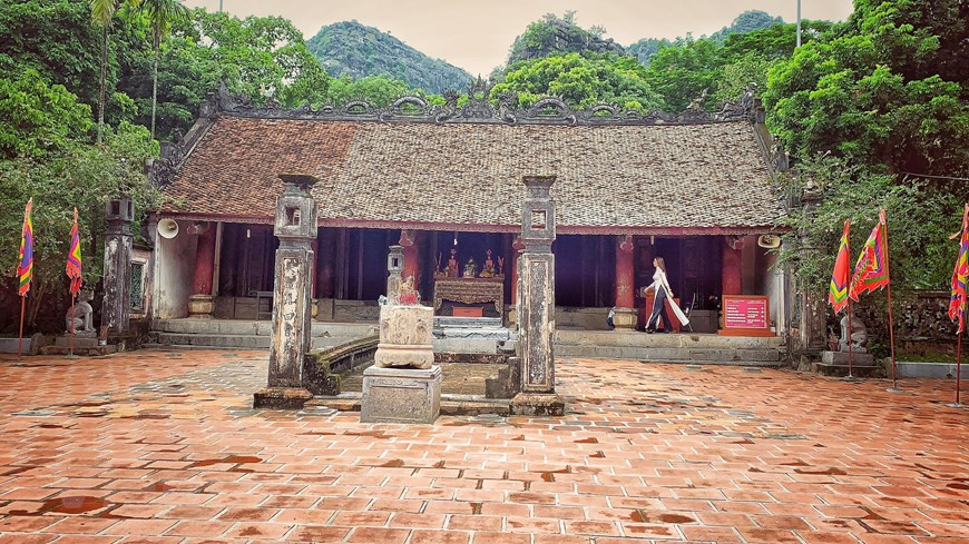 丁先皇祠 大院。vietnamplus记者 春梅 摄