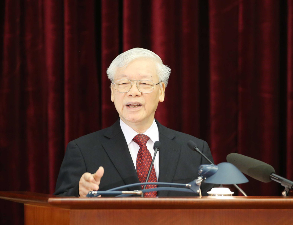 越共中央总书记、国家主席阮富仲在会议上发表讲话。图自越通社