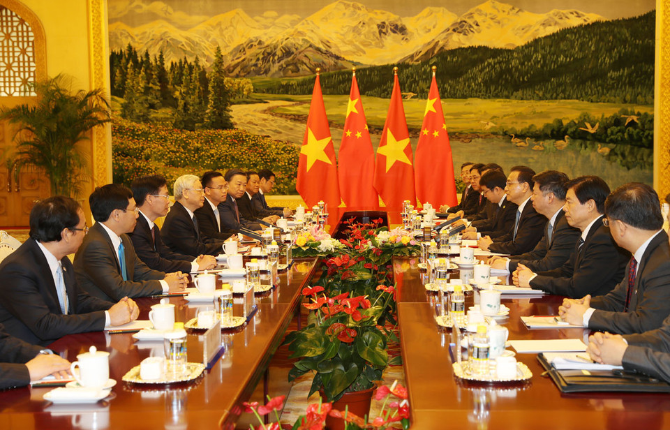 阮富仲总书记会见中国国务院总理李克强。（图片来源：越通社）