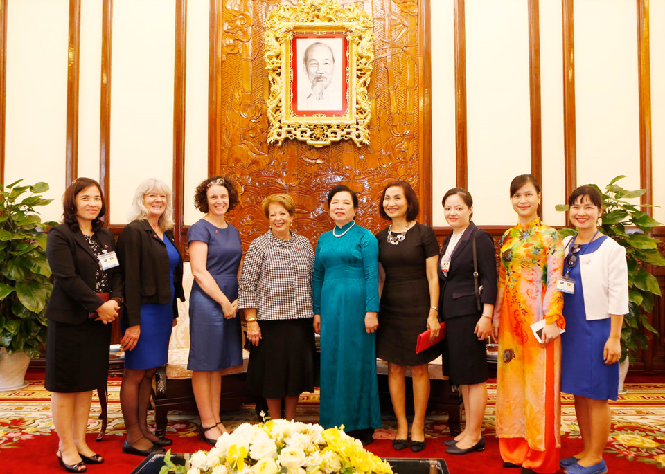 双方代表合影。越通社记者 林庆 摄