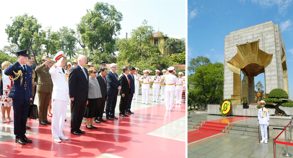 5月24日上午，澳大利亚总督彼得•科斯格罗夫前往烈士英雄纪念碑敬献花圈并拜谒胡志明主席陵。（图片来源：越通社）