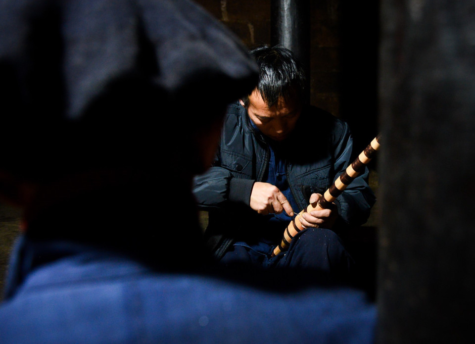 世代相传的芦笙虽然简单、质朴，却能吹出悠扬的旋律，打动了许多傣族青年男女。芦笙的声音随着舞蹈而响起，出现在所有喜庆的场合，如新居庆典、婚礼等。图自越通社