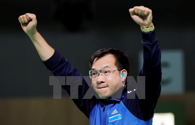 黄春荣以202.5环的成绩夺得金牌。