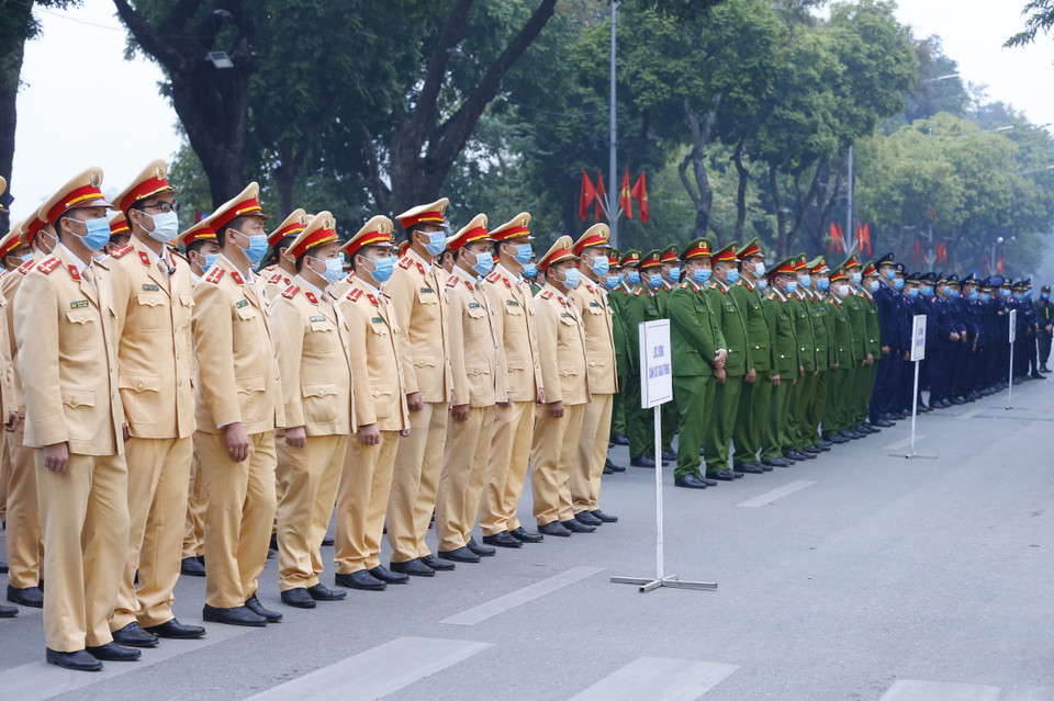 提高《交通法》宣传和教育工作的效果，打造交通文化，其中以向导人民安全有序地参加交通活动和预警交通风险为重点内容。越通社记者 尹晋 摄
