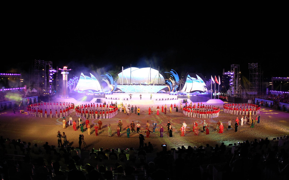 闭幕晚会全景（图片来源：越通社）