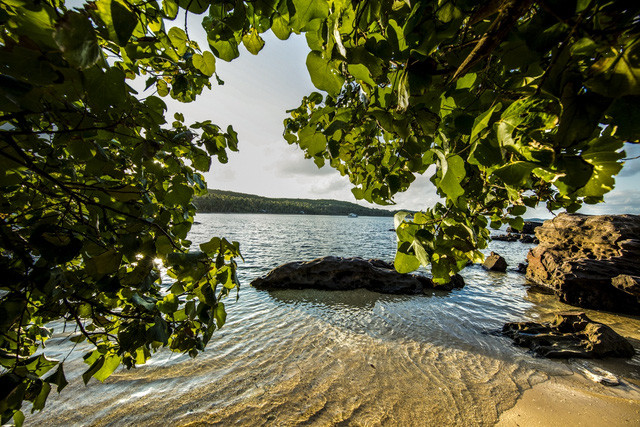 如诗似画的富国岛肯海滩美景。