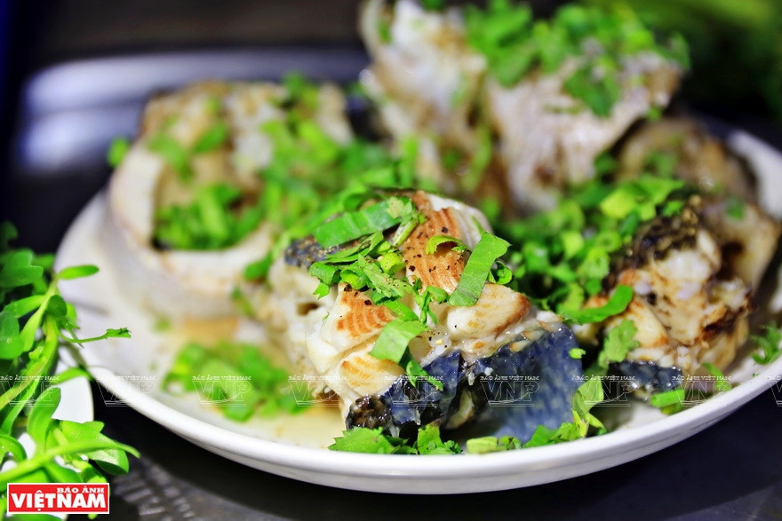 鲜香味美的后江清蒸鱼。越南画报记者 功达 摄