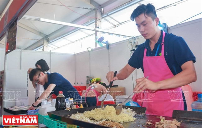 日本美食。 越南画报记者 山义 摄