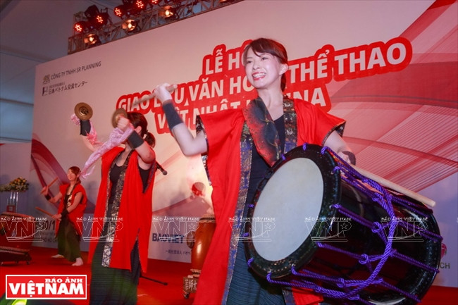 2018年越南日本KIZUNA文化节期间的文艺节目演出。 越南画报记者 山义 摄