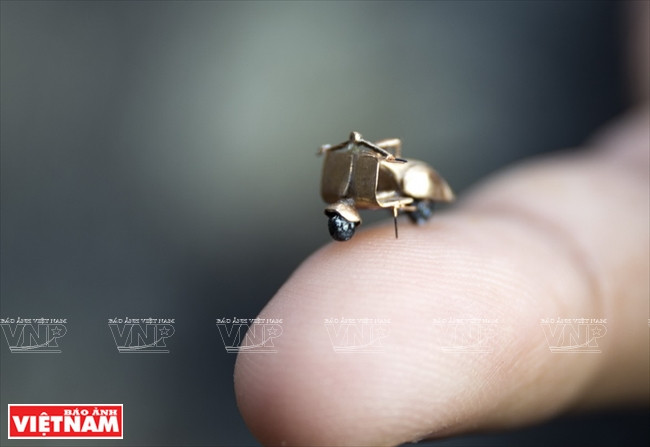 伟士牌摩托车 越南画报记者 阮伦/通海 摄