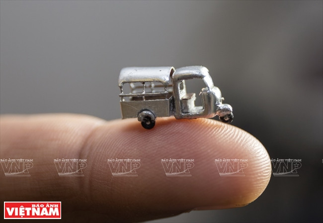 三轮摩托车 越南画报记者 阮伦/通海 摄