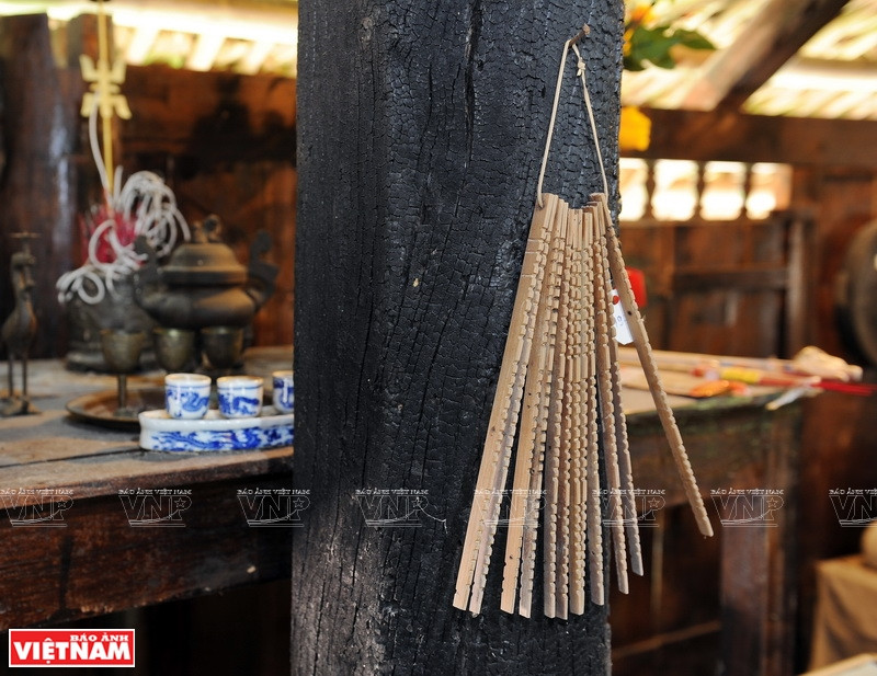 芒族人发明的独特日历。越南画报记者 清江/功达 