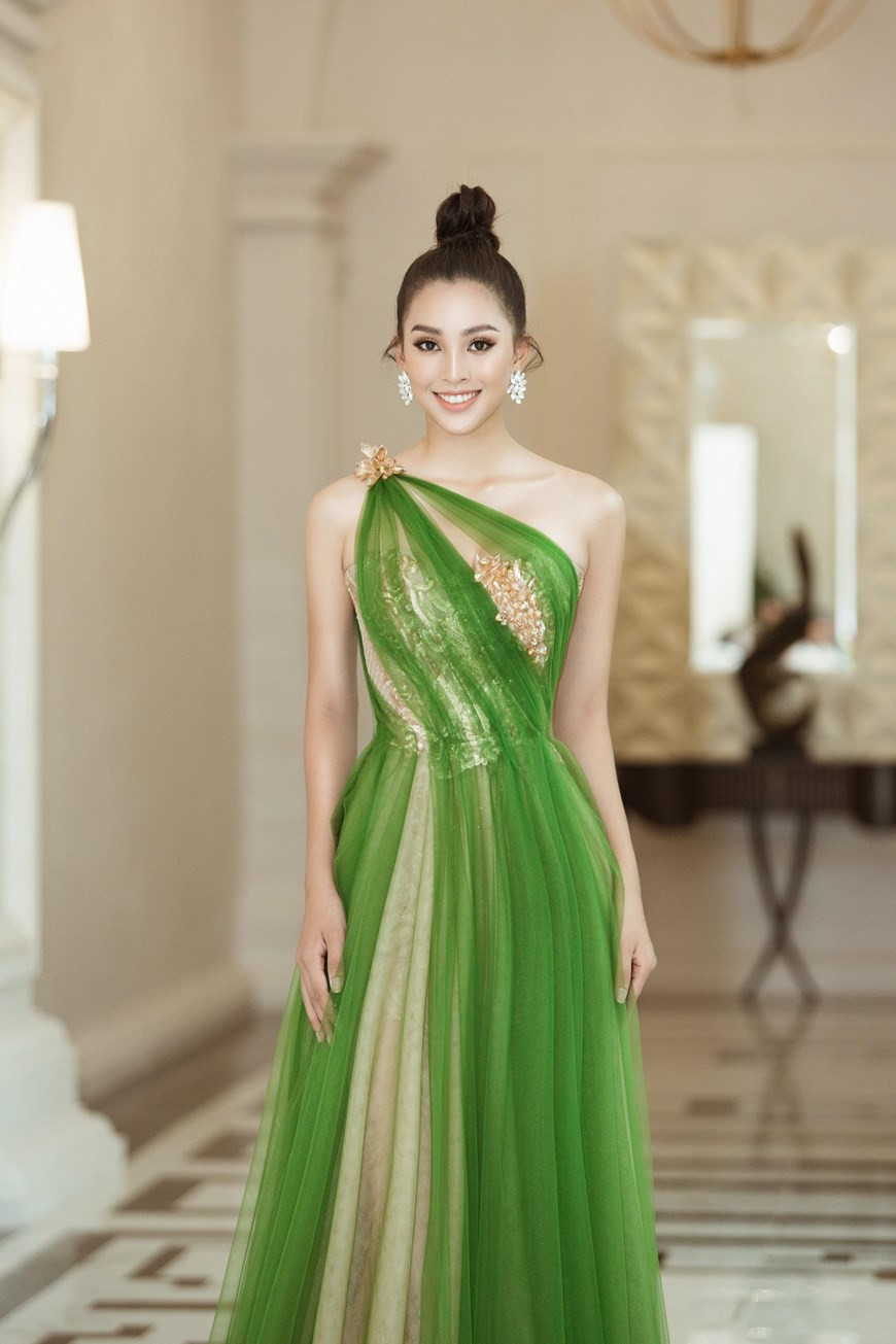 2019年广平洞穴节形象大使——越南小姐陈小薇。图自vietnamplus