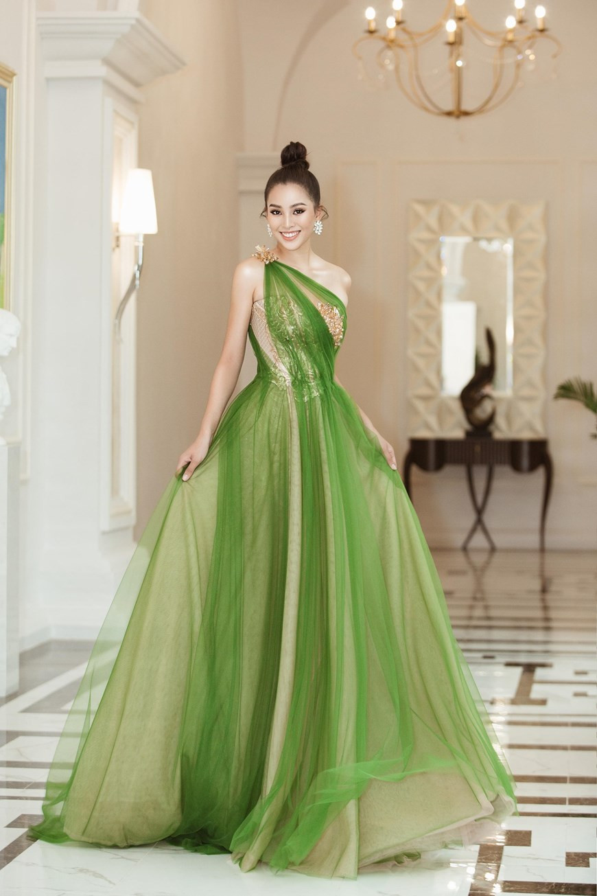 2019年广平洞穴节形象大使——越南小姐陈小薇。图自vietnamplus