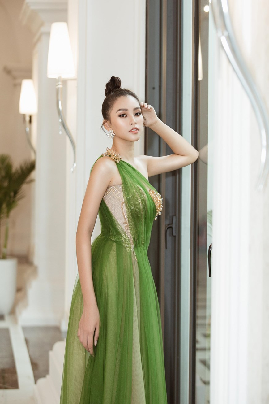 2019年广平洞穴节形象大使——越南小姐陈小薇。图自vietnamplus