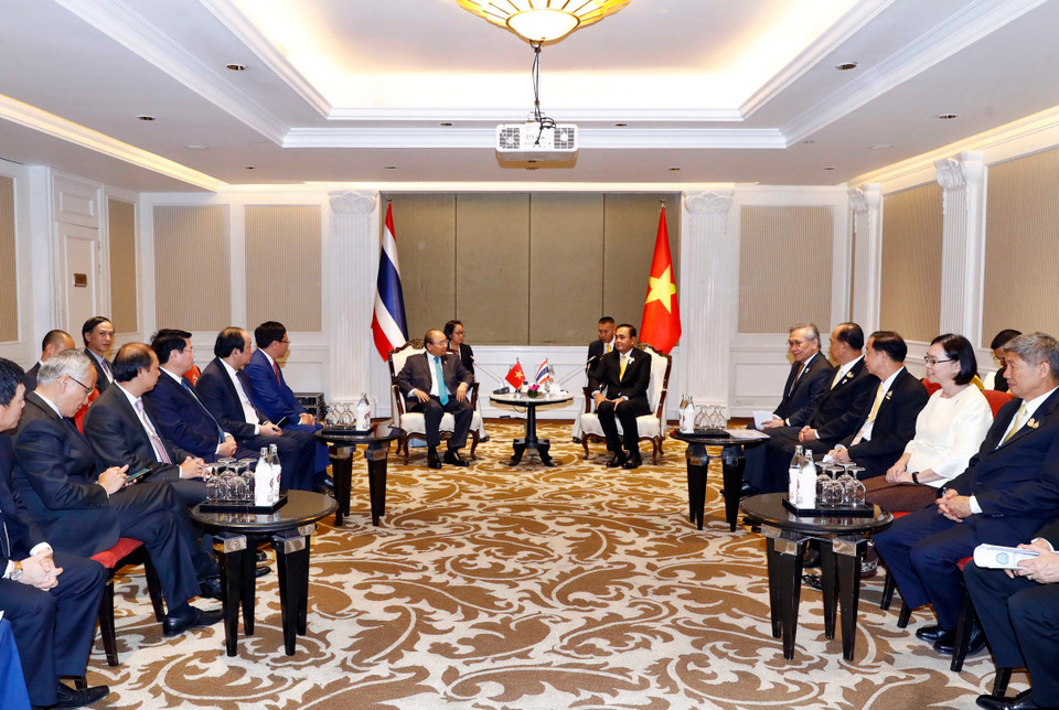 阮春福会见泰国总理巴育。越通社记者 统一 摄