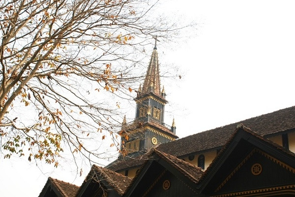 该工程是罗曼建筑风格和越南西原人传统风格的结合。（图片来源：越南快讯网）