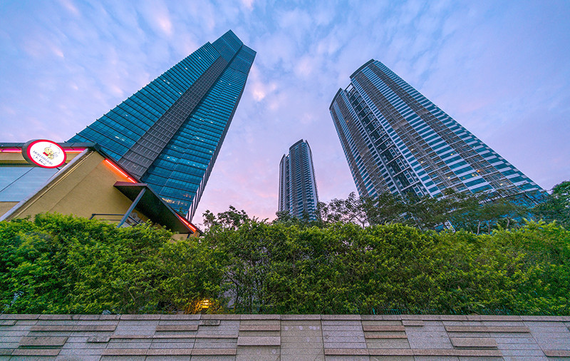 共65层的乐天大楼。（图片来源：《人民报网》）