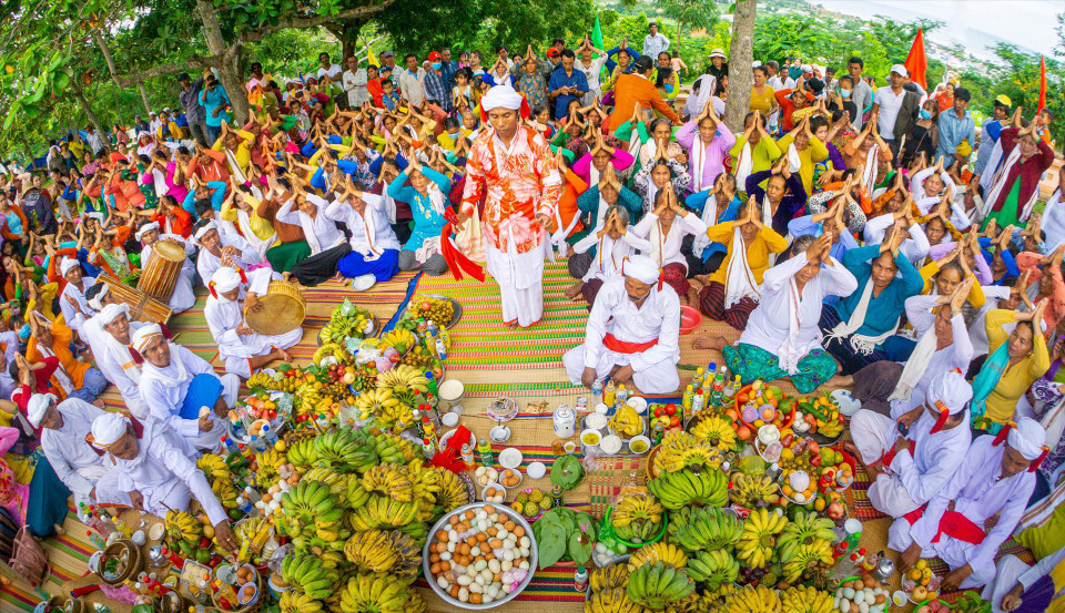 卡特节是占族最具特色的文化礼仪。图自 越南画报