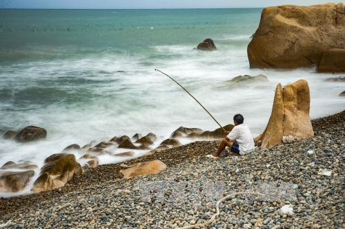 古石色彩石滩因朴素之美于1993年被列入国家级景区（图片来源：越通社）