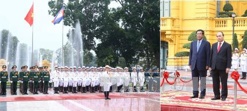 柬埔寨首相洪森迎接仪式在越南主席府总部隆重举行（图片来源：越通社）