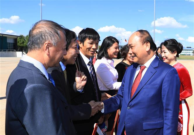 阮春福欢迎仪式在堪培拉费尔贝恩机场举行。越通社记者 统一 摄。