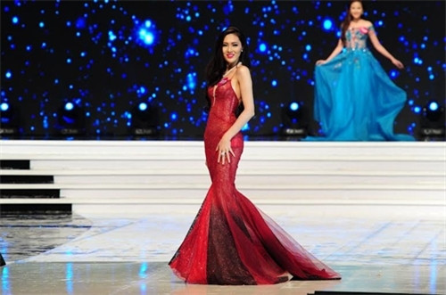 张氏妙玉小姐 （图片来源：人民军队报） （完）