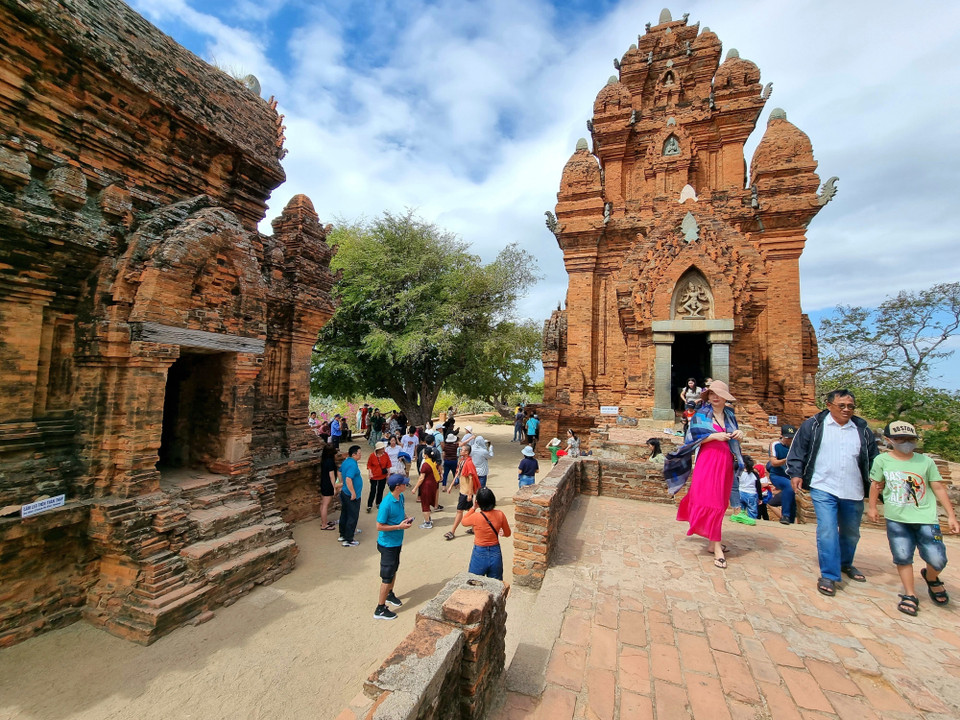 坐落在宁顺省潘郎-塔占市都荣坊的波克朗加莱塔国家级特殊遗迹区是蕴含着占族同胞文化和历史价值的独特建筑工程之一。图自越通社