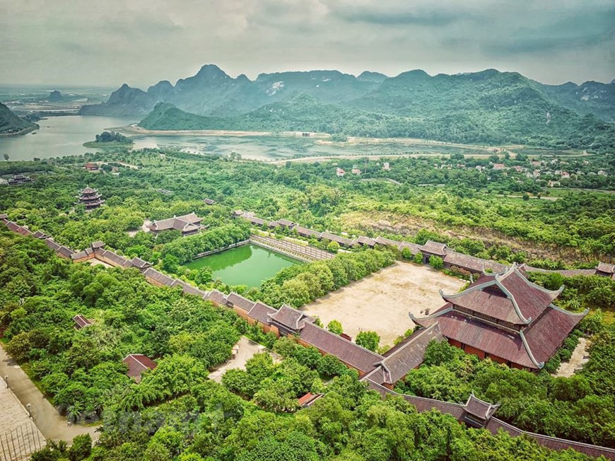 沛顶寺建筑群是越南最大的寺庙，总面积为539公顷。其中古沛顶寺区面积为27公顷，2003年后新建的沛顶寺区和其他项目的面积为80公顷。图自Vietnam+