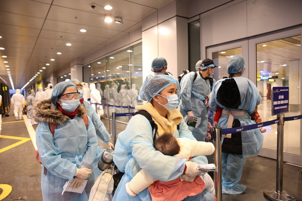 目前，包括一名怀孕8个月的妇女在内的全部30名公民身体和精神健康状况良好。越通社记者 杨江 摄