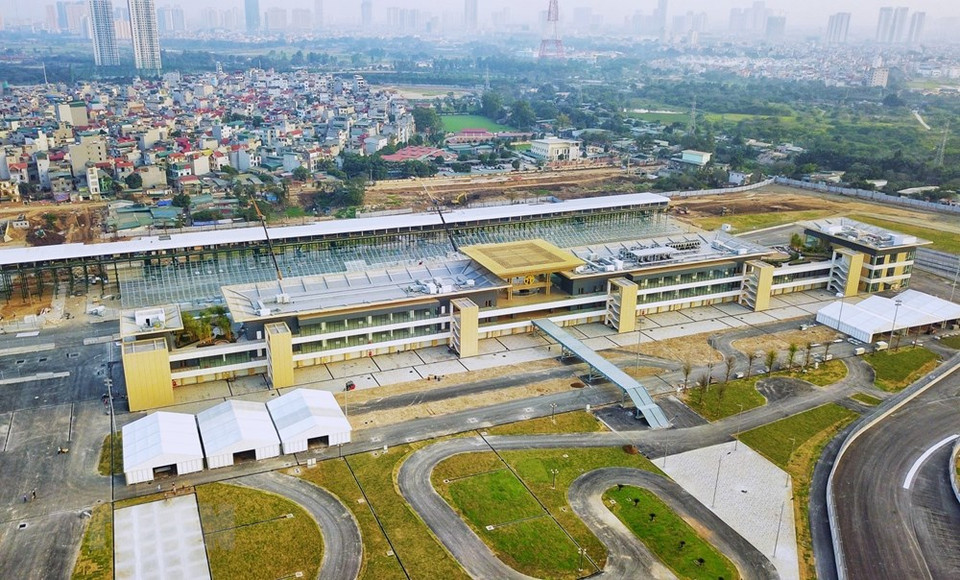 维修站大楼（Pit Building）——世界一级方程式赛车越南站的重点工程之一。越通社记者 成达 摄