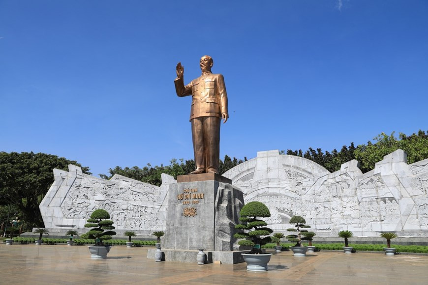 大团结广场——被誉为波来古之心的建筑工程。越通社记者 成大 摄