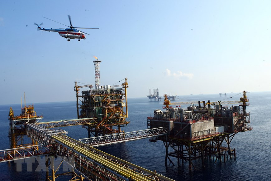 越俄油气联营公司油气开采企业二号中心技术钻井平台。图片来源：越通社