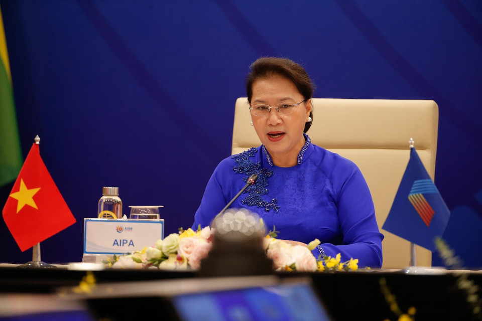 国会主席、第40届东盟议会联盟大会主席阮氏金银强调，东盟议会联盟大会(AIPA)希望东盟议会联盟大会与东盟在高级层面上的合作活动日益增多以提高人民对东盟的了解。图自越通社