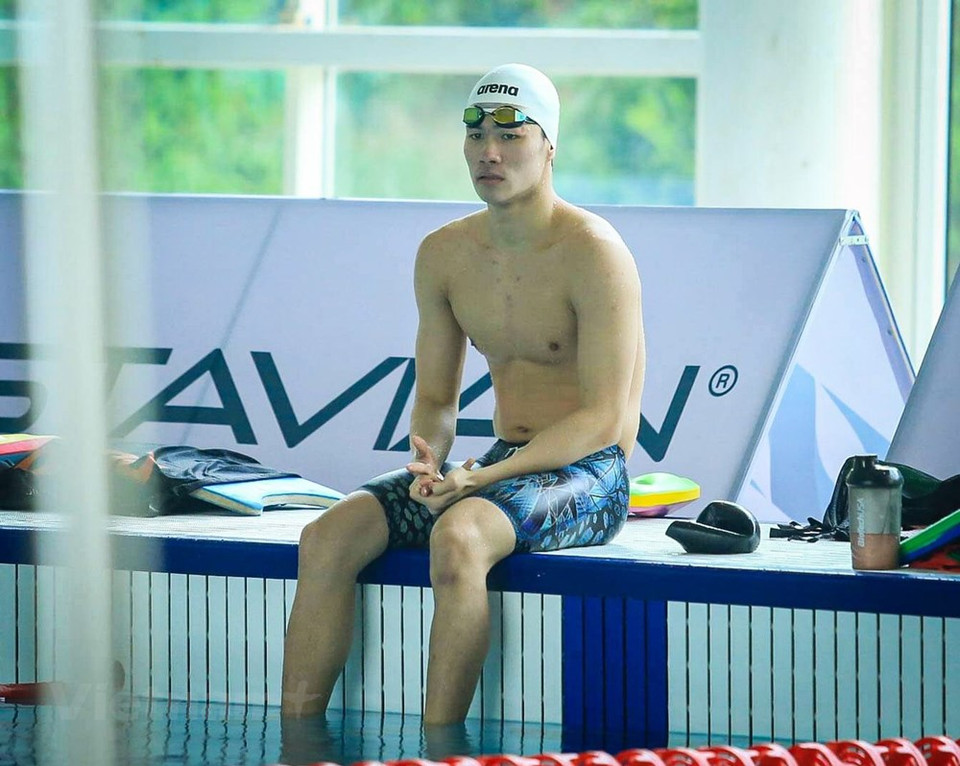 19岁运动员阮中原希望成功卫冕在第 30 届东南亚运动会上获得的200 米和400米混合泳项目两枚金牌。据悉越南游泳队派出9名选手参赛，包括阮辉煌、陈兴原、黄贵福、阮友金山、范青宝、胡阮维科、阮廷传、黎氏美草、范氏云去匈牙利接受训练。图自 Vietnam+