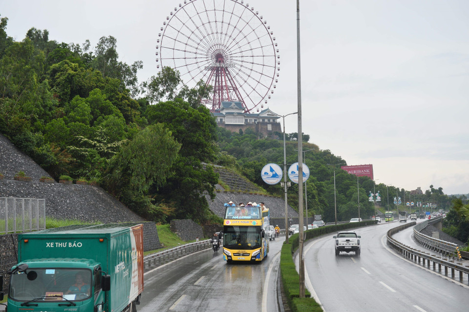 票价按时间分为四种，即17.9万越盾/2小时、21.9万越盾/5小时，24.9万越盾/10小时，29.9万越盾/24小时。越通社记者 忠原 摄